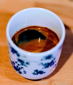 Rich Coffees, Lungos and Americanos Available in coffee bean profiles such as: cocoa-chocolate, nutty, berry, tropical-fruit, floral, decaf ...  at Coffee Coaching Club in Bern