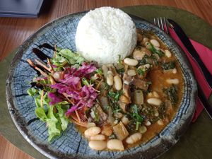 Refugiado de feijão branco e cogumelos at Green Point in Aveiro