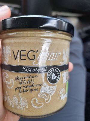 Fake foie gras at Kultur Végane in Saint-brieuc