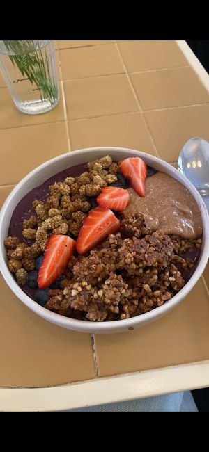 Acai bowl with the 2nd topping, 5/5  at Banacado in Stockholm