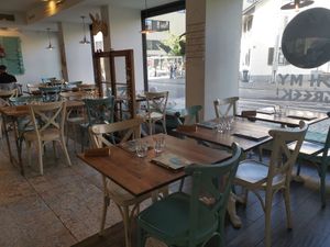 Interior mood at Oh my Greek! in Zurich