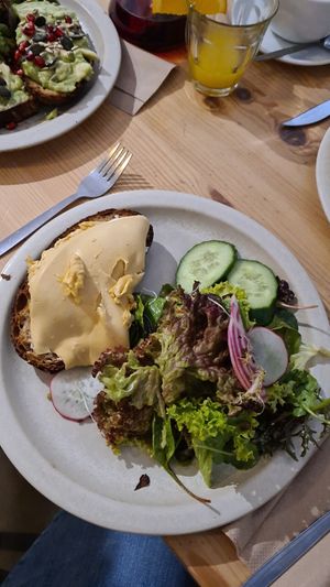  at Kaffeesaurus in Cologne