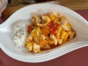 Sweet and sour vegan “shrimps”   at Soo Good Kitchen “Asian Fusion Cuisine” in Digby