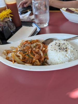 Ginger beef with fake chicken at Soo Good Kitchen “Asian Fusion Cuisine” in Digby