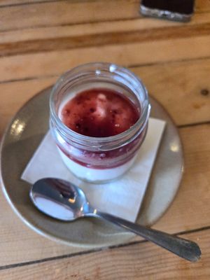 Vegan cheesecake at Maxi's Warung Thai & Indo Food in Aljezur