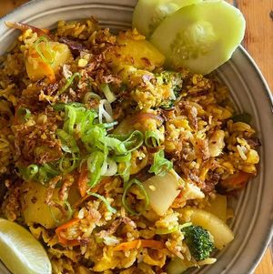 vegetarian Pineapple rice at Maxi's Warung Thai & Indo Food in Aljezur