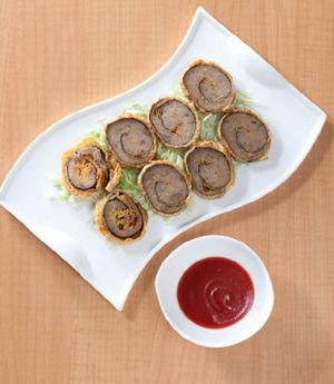 紫菜荔芋卷 at Happy Veggies - Wanchai in Hong Kong Island