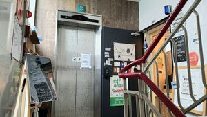 entrance to location - 3rd floor, elevator available at Almang Market in Seoul