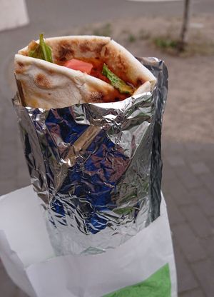 Lahmacun at Veganland in Dusseldorf