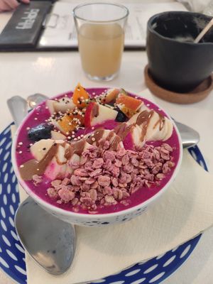 Smoothie Bowl at Karlottas Kaffee & Lieblingskram in Bad Honnef