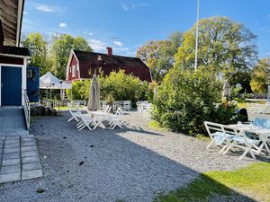 Outside at Dannäs Våfelcafé in Forsheda