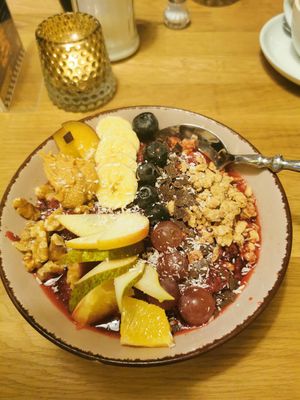 Vegane Smothie Bowl at Gartenhaus in Gottingen