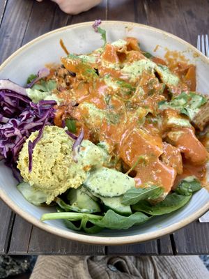 Vegan „build your own“ Bowl   at Stadtsalat in Frankfurt