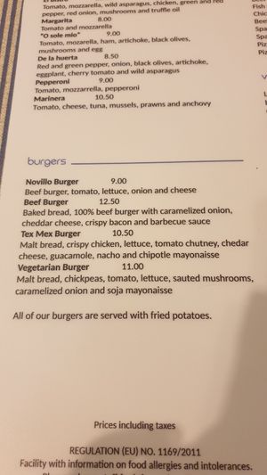 Burger is vegan at Bistro del Puerto in Lanzarote