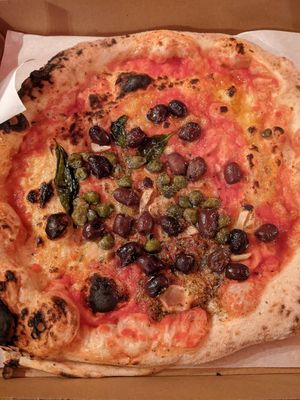 Marinara with added capers, olives and oregano at Razzo Pizza Napoletana in Edinburgh