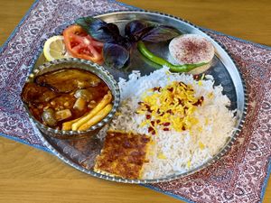 Gheymeh ve iran pilav  at Zolfa Food in Istanbul