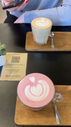 caramel latte and pink latte  at Arvo Specialty Coffee (Guggenheim) in Bilbao