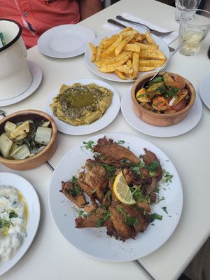 Fava, Austernpilze, Briam & Kartoffeln at Taverna Alpha in Frankfurt