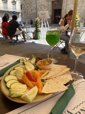 Hummus & vegetable plate  at Rivarno Café in Florence