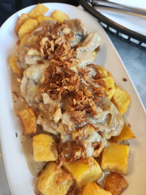 Loaded papas at Vida Cafe in Barcelona