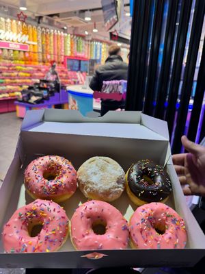  at Dunkin' in Cologne