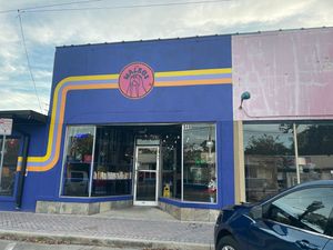 Awesome new vegan place. 😊  at The Walrus in Jacksonville