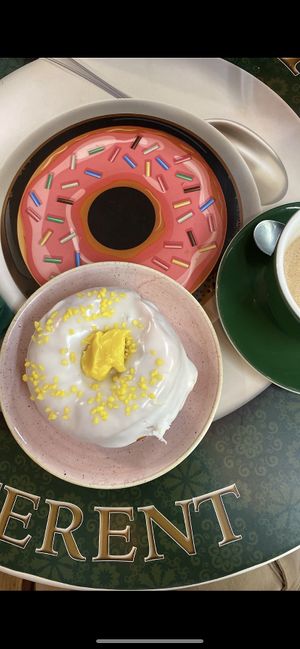 lemon donur  at Nonna's Deliciously Different in Swansea