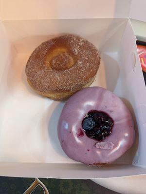 Cinnamon sugar & blueberry #Veganuary at Nonna's Deliciously Different in Swansea