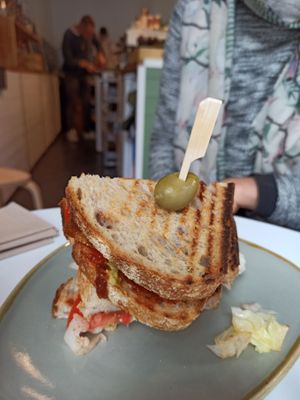 FLT vegan facon at One B Coffee House - Cotham Hill in Bristol