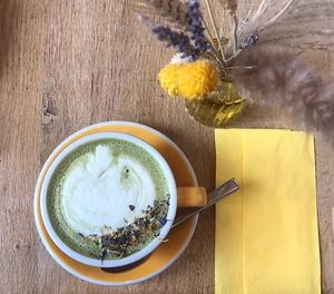 Matcha latte with edible flowers   at Sunny Side Up - Nordend in Frankfurt