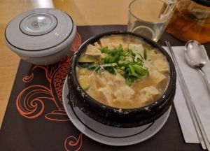 Eintopf mit Sojapaste und verschiedenem Gemüse at Frau Om Kocht in Wurzburg