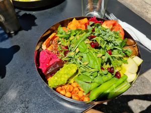 Superfood bowl at Fifi Almacén in Buenos Aires