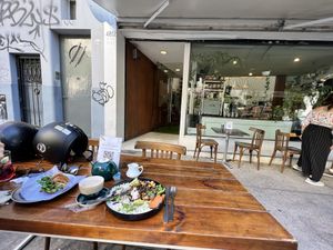   at Fifi Almacén in Buenos Aires