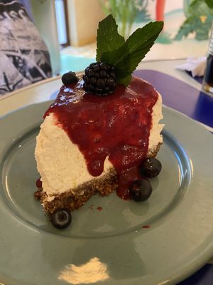 Cheesecake de soya   at Groovy's Taqueria Vegana in Mexico City