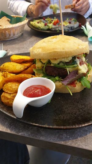 Pulles Burger at Verde in Karlsruhe