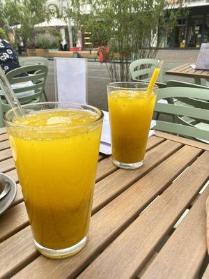 Mango Minze Smoothly  at Verde in Karlsruhe