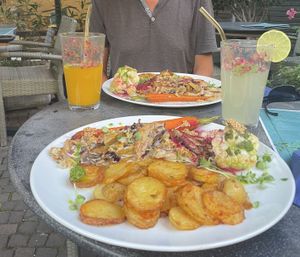 Pilz-Tempeh-Pfanne mit Bratkartoffeln  at Verde in Karlsruhe