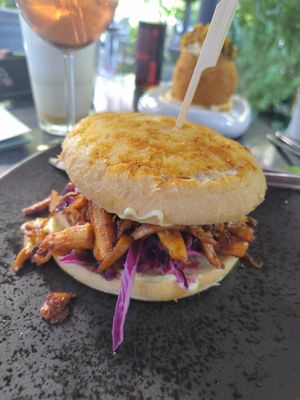 Pulled shroom sandwich at Verde in Karlsruhe