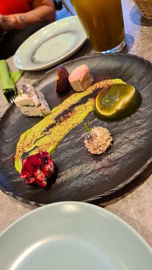 "Käse"platte. Sensationell. at Verde in Karlsruhe