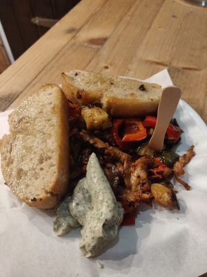 Geschnetzeltes mit Gemüse (vegan) at Veggie Curry Piraten in Berlin