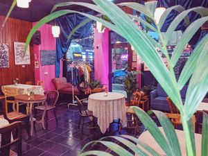 inside the café at Pink Peacock די ראָזעווע פּאַווע in Glasgow
