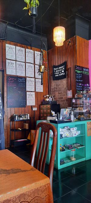  at Pink Peacock די ראָזעווע פּאַווע in Glasgow