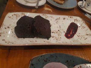 Chocolate cake at Teapots in Madrid