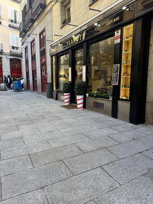   at Teapots in Madrid