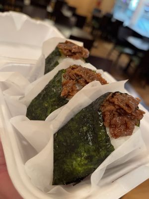 Veggie meat omusubi at Tsurumaru Udon Honpo in Los Angeles