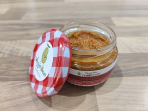 Veggiesada, Sobrasada vegetal, 2€x100gr / 4€x200gr at Veggie Bean in Mallorca