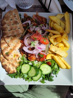 vegan gyros at Bara Piato in Crete