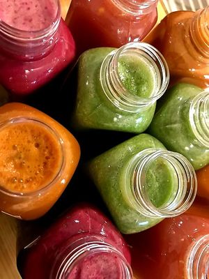 Juice cleanse at 18Karrots Caffé in Safed