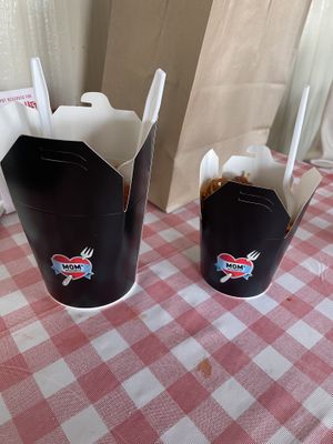 Large vs smalll  at Mom's Spaghetti in Detroit