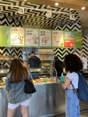 The counter at Maoz - Damrak in Amsterdam